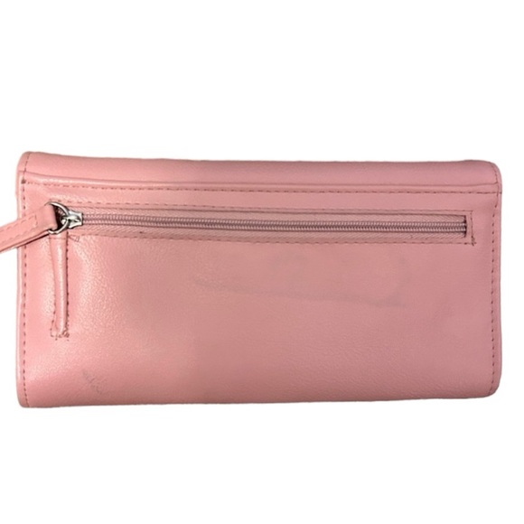 NAUTICA Wallet pink With silver Logo peebled leather finish. - Picture 2 of 4